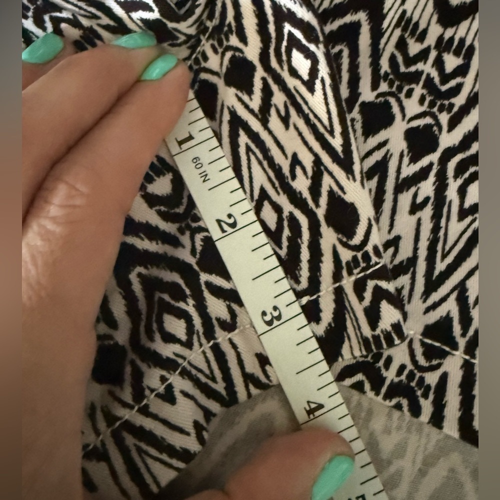 American Eagle shorts • NWT • Women’s size 14 - Picture 6 of 8